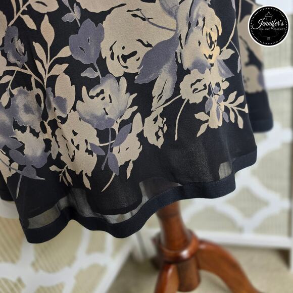 The Limited NWT 100% Silk Black Tan Gray Floral A-Line Vintage Skirt Size 8 - Picture 7 of 10